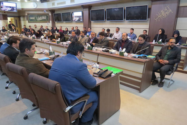 روابط عمومی ها باید پل ارتباطی بین مردم و دستگاه های اجرایی باشند