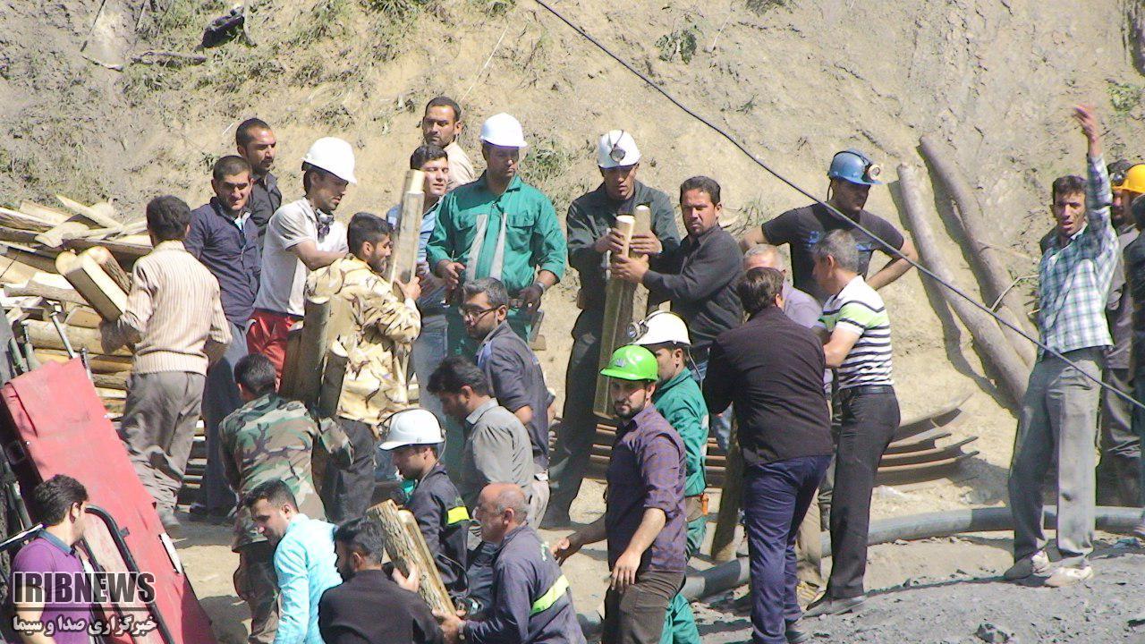 شدت گرفتن آوار برداری در دو جبهه در معدن زمستان یورت