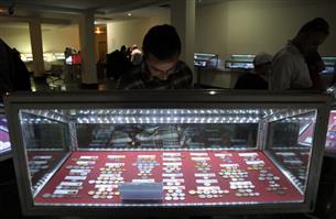 سکه‌ها و اسکناس‌هایی از 130 کشور جهان موزه آستان قدس رضوی
