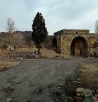 آوار برداری و تسطیح اطراف آتشکده ساسانی نطنز