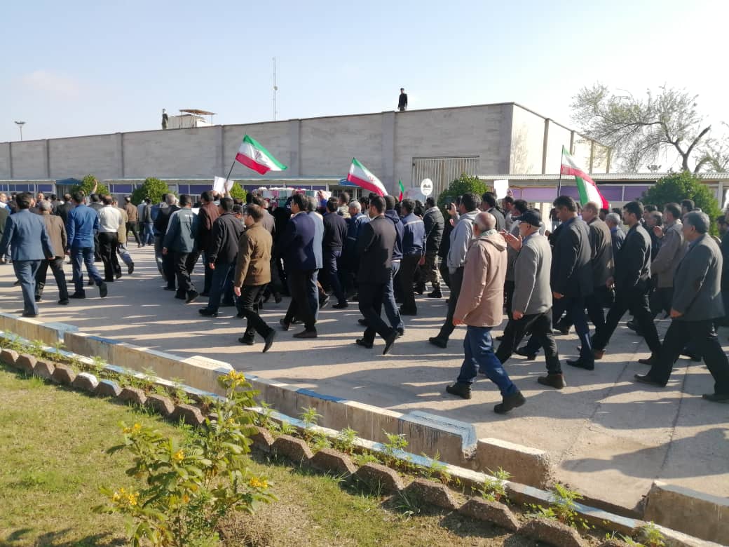 خاک سپاری پیکر مطهر یک شهید گمنام در اهواز