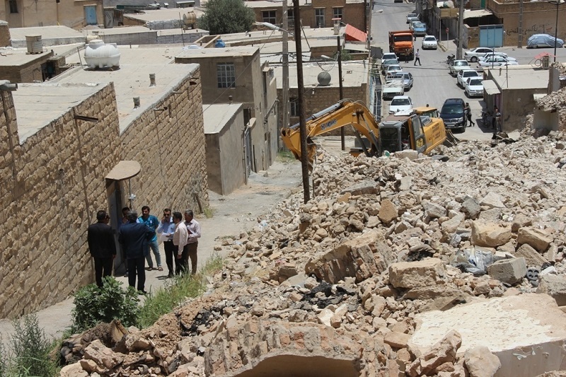 پایان آواربرداری بافت فرسوده دوگنبدان تا ۱۰ روز آینده