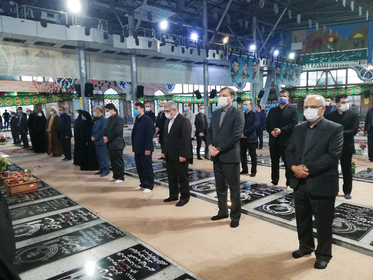 آیین برگزاری ویژه برنامه های هفته دولت در گلزار شهدای رشت