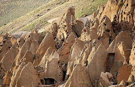 لزوم پیگیری ثبت جهانی روستای کندوان