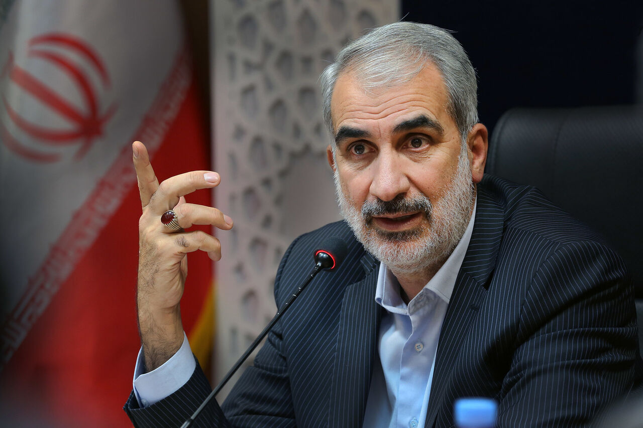 نوری:استفاده رایگان دانش آموزان و والدین شان از اماکن ورزشی آموزش و پرورش از امروز