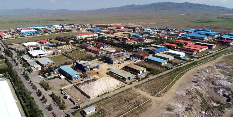 18 هزار هکتار اراضی صنعتی آماده سرمایهگذاری است 18 هزار هکتار اراضی صنعتی آماده سرمایهگذاری است