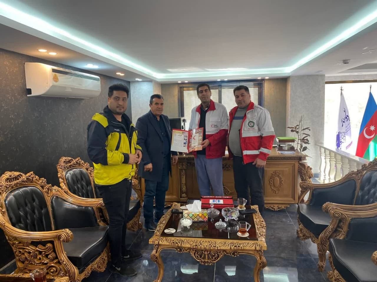 تقدیر هلال احمر آذربایجان غربی از خیر جلفایی تقدیر هلال احمر آذربایجان غربی از خیر جلفایی