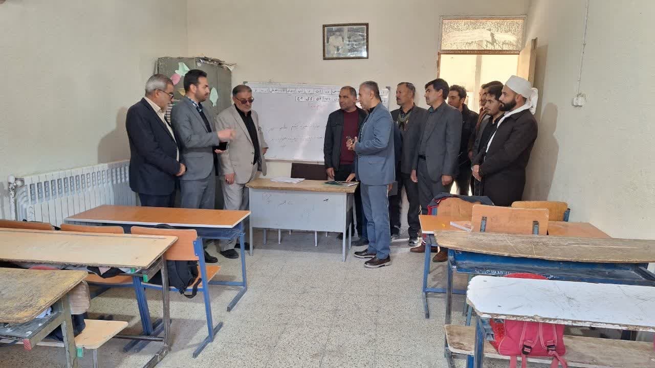 ساخت ۱۴ مدرسه تخریب شده از زلزله در خوی ساخت ۱۴ مدرسه تخریب شده از زلزله در خوی