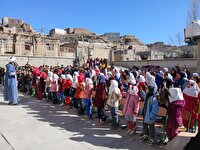 جشن انقلاب اسلامی در روستا‌های مرزی حسین آباد و اشرف دره رازو جرگلان