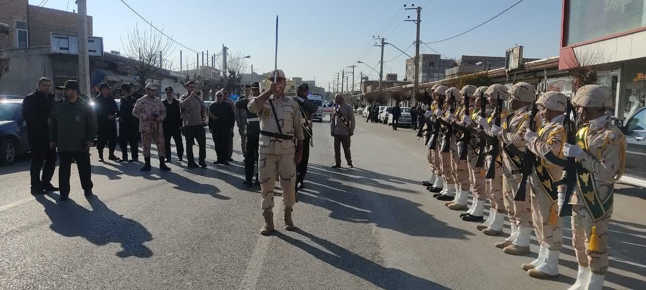 استقبال از پیکر مطهر شهید گمنام در شهرستان مرزی پلدشت 