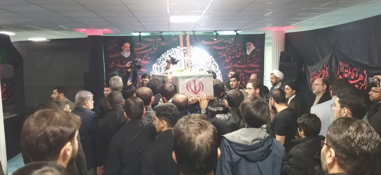 حضور پیکر مطهر یک شهید گمنام دفاع مقدس در دانشگاه علوم پزشکی ارومیه حضور پیکر مطهر یک شهید گمنام دفاع مقدس در دانشگاه علوم پزشکی ارومیه