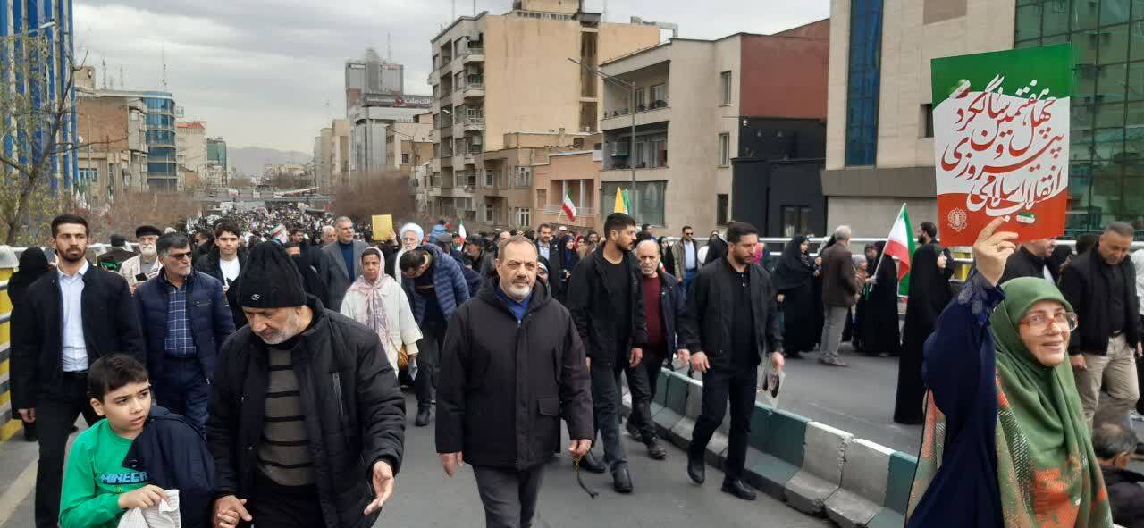 حضور فرماندهان ارشد نیرو‌های مسلح در راهپیمایی ۲۲ بهمن