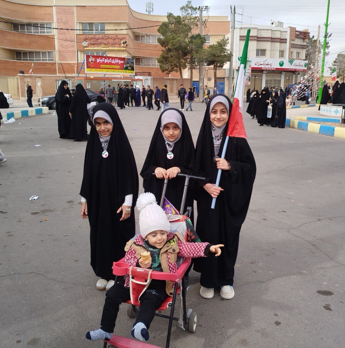 حضور مردم شهر ها و روستاهای سرزمین مان در راهپیمایی ۲۲ بهمن