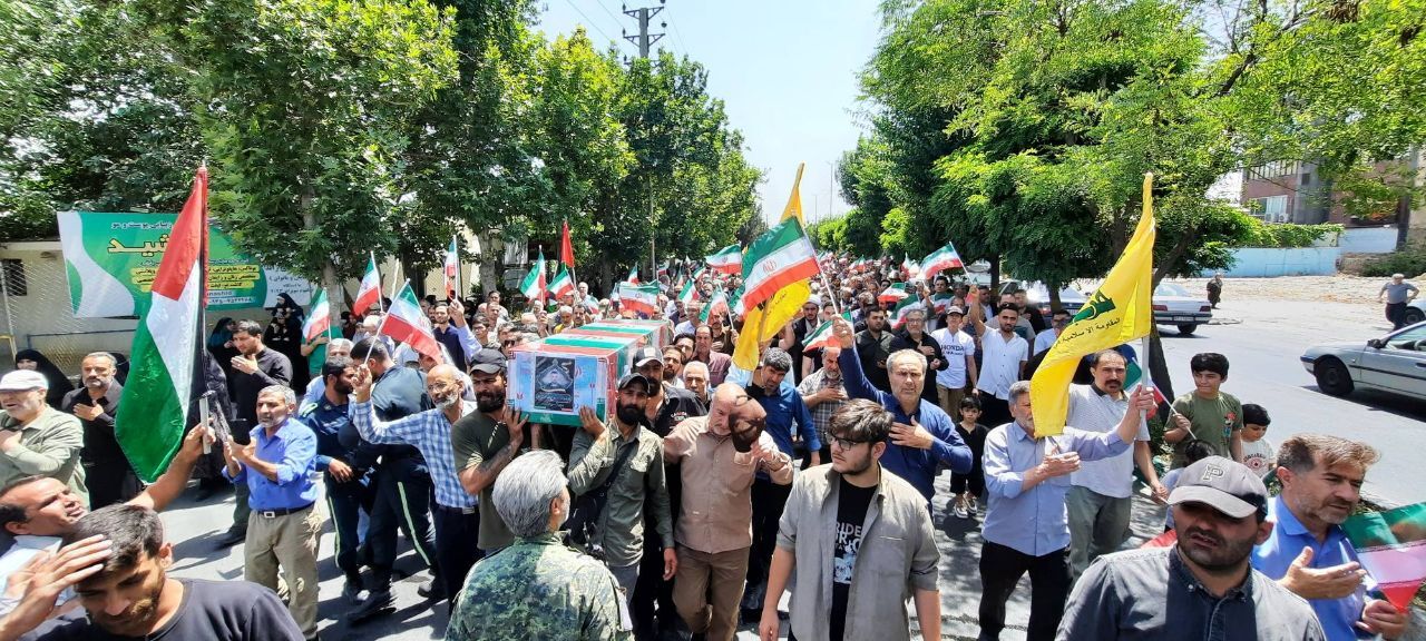 تشییع پیکر مطهر پاسدار شهید روح الله نوری در مهرشهر