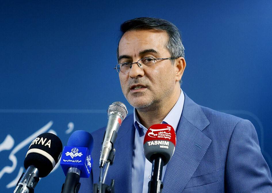 ایران و ایرانی در دفاع از مقدسات و حریم مرجعیت، نه اهل تعارف است، نه تساهل