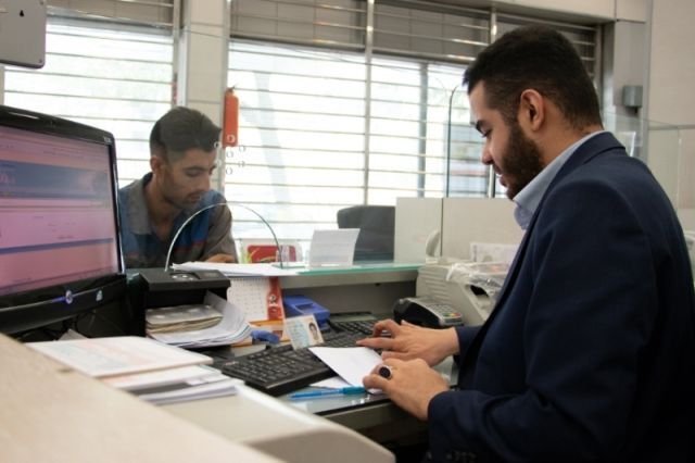 احتمال افزایش ظرفیت فعالیت کارکنان ادارات دولتی در روز‌های آینده