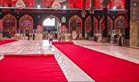 کفپوش‌های قرمز در حرم امام حسین (ع) پَهن شد