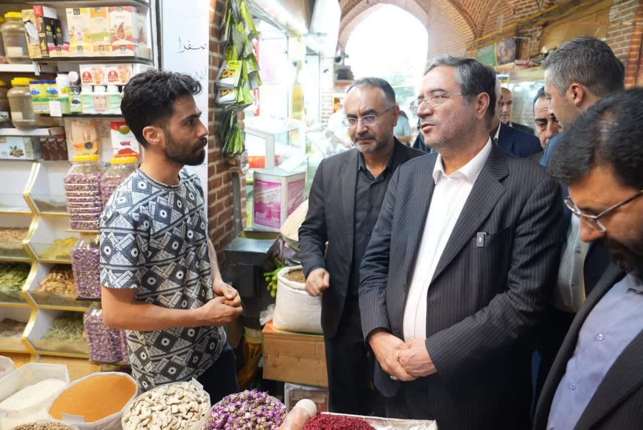 تاکید استاندار آذربایجان‌غربی بر صیانت از جایگاه فرهنگی - اقتصادی بازار تاریخی ارومیه