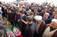 تشییع پیکر کودکان هفت ساله شهید در تبریز