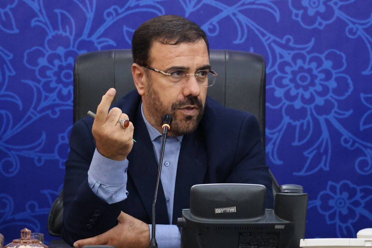 دستور رسیدگی فوری استاندار فارس در پی حادثه واژگونی اتوبوس با ۲۱ کشته