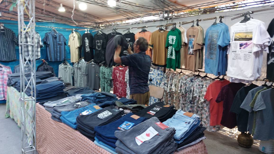 برپایی نمایشگاه عرضه مستقیم کالا در آباده