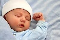 زیباتر از تاریخ رند تولد، خنده‌های شیرین نوزاد است