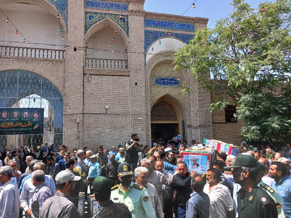 تشییع پیکرهای زوج شهید سبزواری