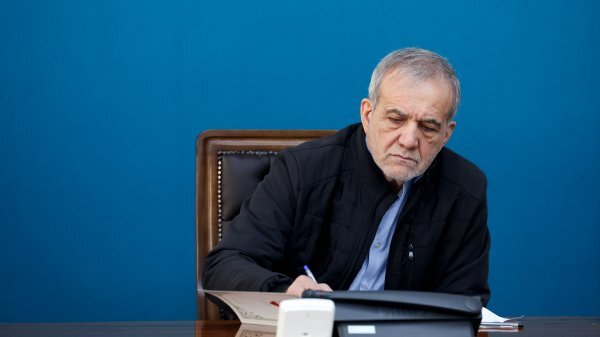 همه افتخار این پیروزی تاریخی به ملت بزرگ و تمدن‌ساز ایران اختصاص دارد