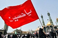 پرچم ایران و نام شهدا در کنار بیرق‌های عزای سیدالشهدا برافراشته می‌شود