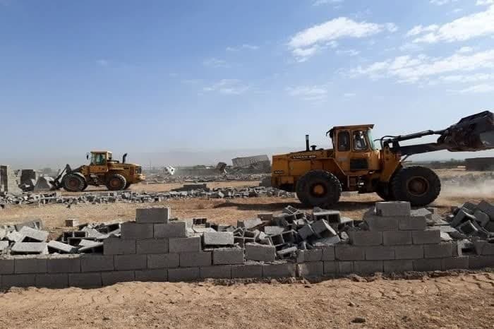 برخورد قاطع با تغییر کاربری غیرمجاز در مهریز برخورد قاطع با تغییر کاربری غیرمجاز در مهریز