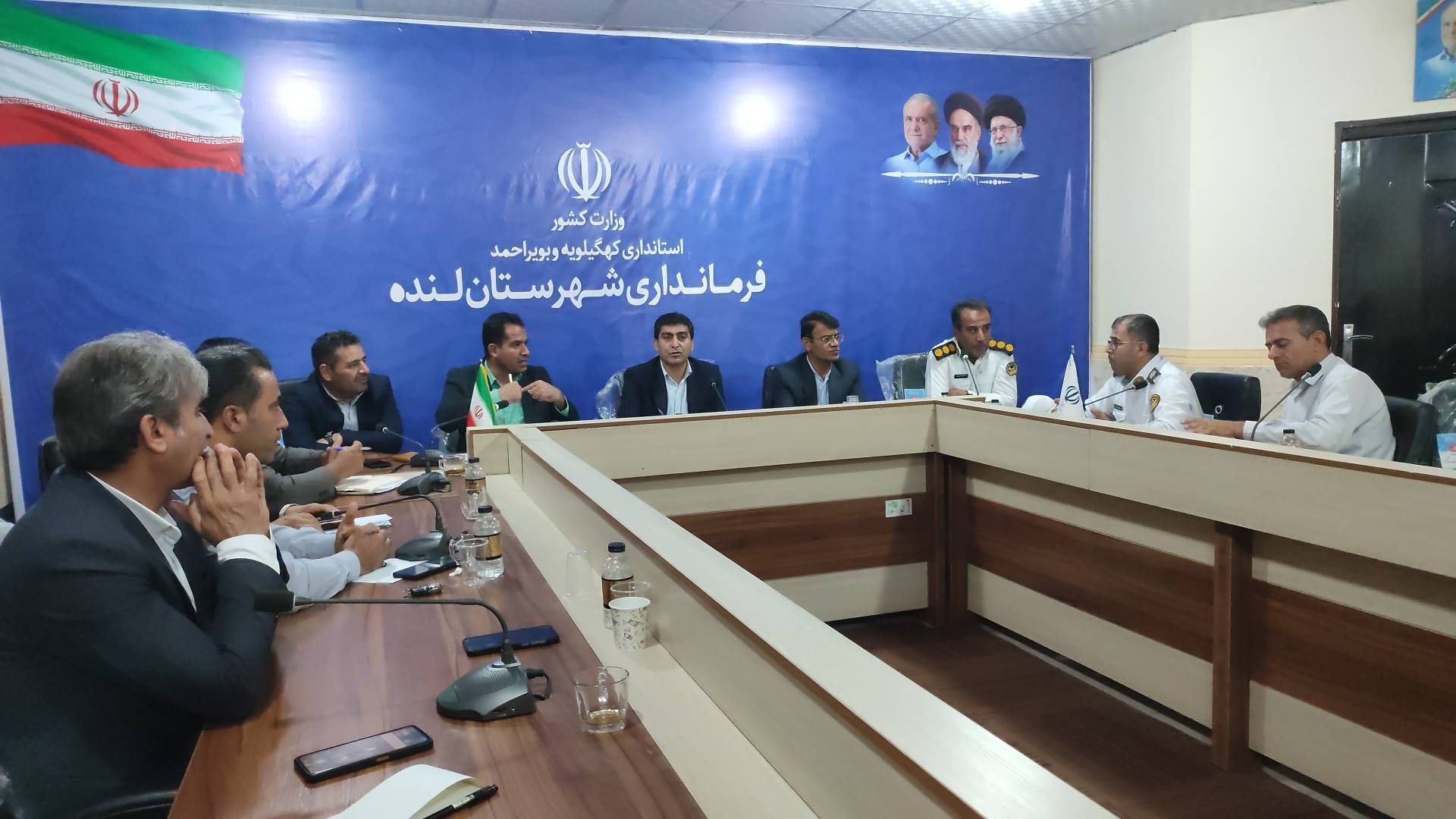 گلایه فرماندار لنده از بر زمین ماندن ۹۰ درصد از مصوبات شورای ترافیک