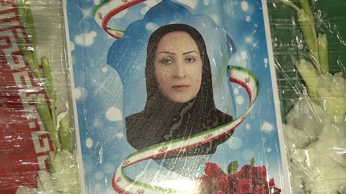 تشییع پیکر بانوی شهیده  از شهدای حملات صهیونیست‌ها به کشورمان