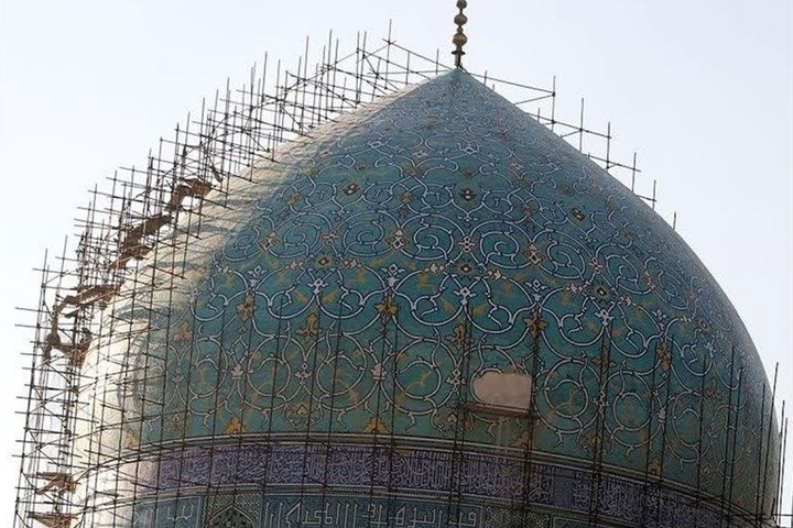 آغاز مرمت آرایه‌های کاشی‌کاری مسجد امام (ره) اصفهان