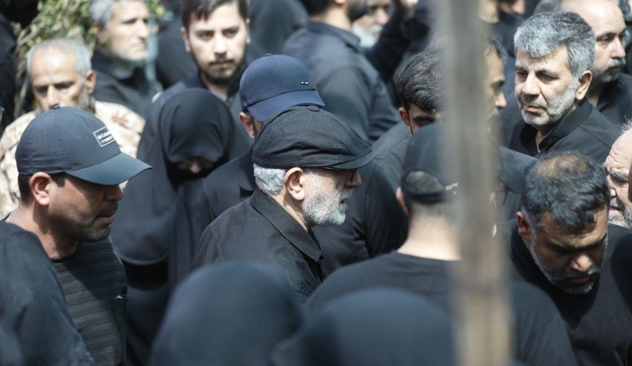 *** حضور سردار قاآنی در مراسم تشییع سرلشکر شهید حاجی‌زاده