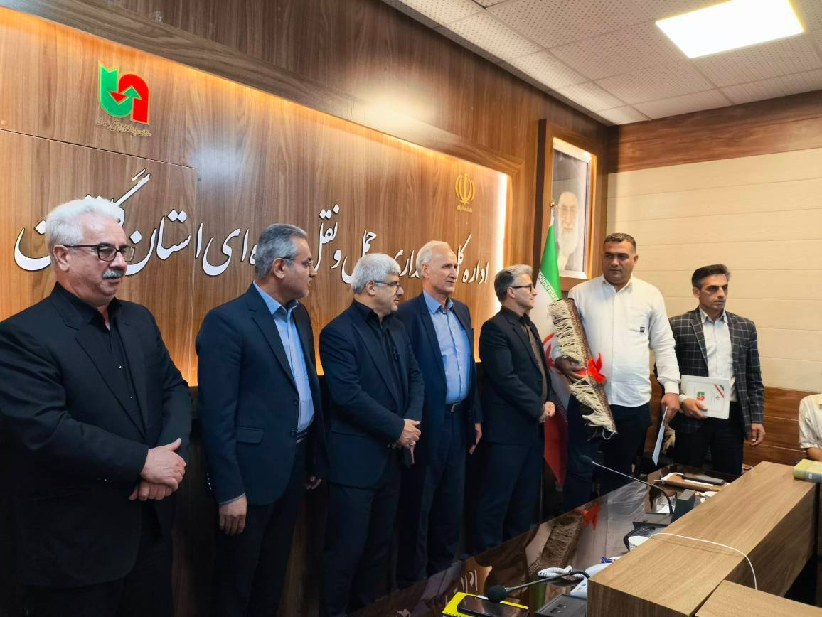 تجلیل از رانندگان ناوگان حمل و نقل عمومی و بین الملل گلستان تجلیل از رانندگان ناوگان حمل و نقل عمومی و بین الملل گلستان