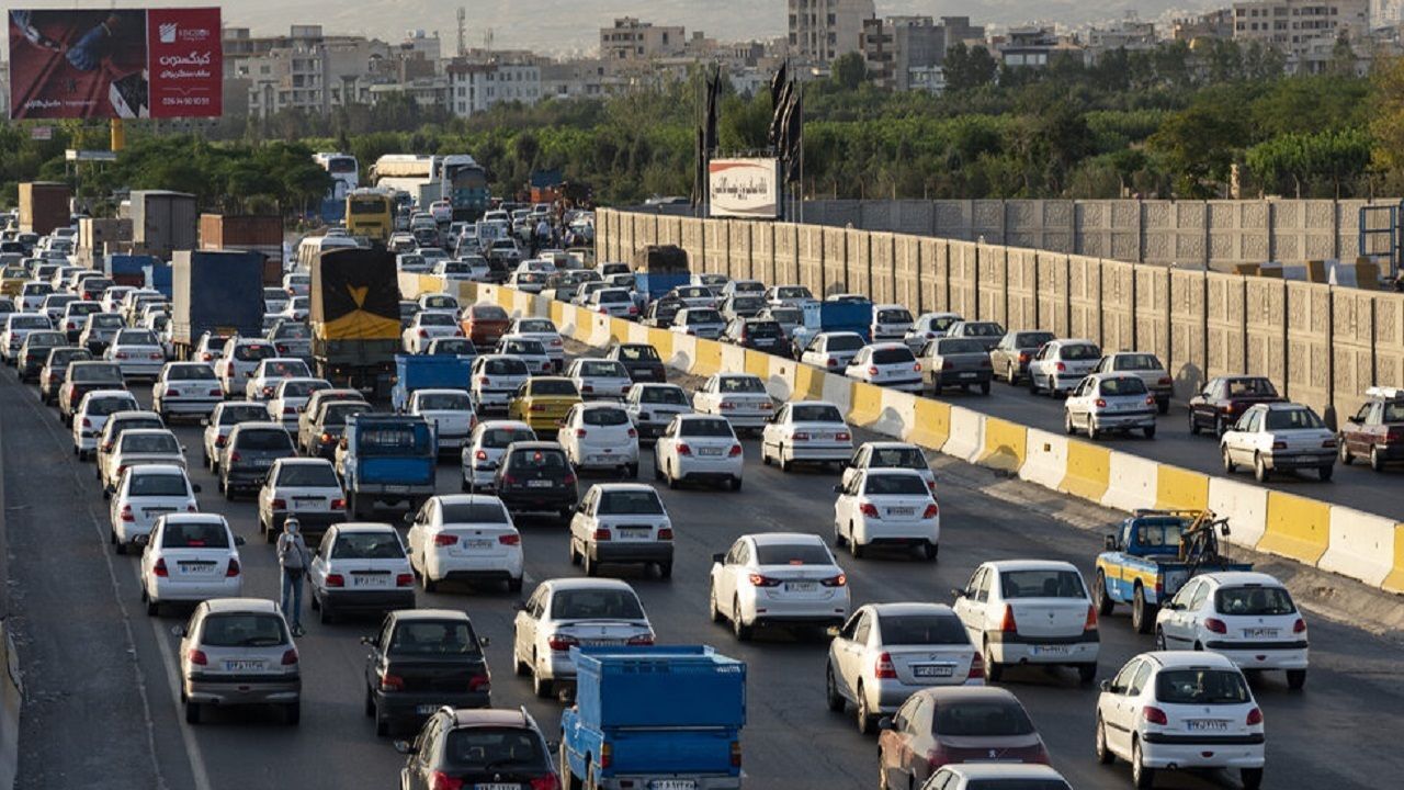 تردد ۱۸ میلیون خودرو از محور‌های مواصلاتی استان البرز