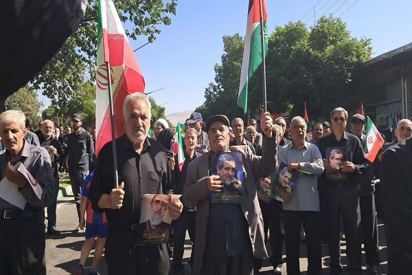 وداع مردم کرمانشاه با پیکر مجاهد شهید «حاج رمضان» در سنقروکلیایی
