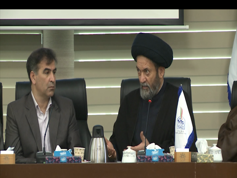 تبیین گام دوم انقلاب اسلامی رسالت مهم مراکز علمی و رسانه‌هاست