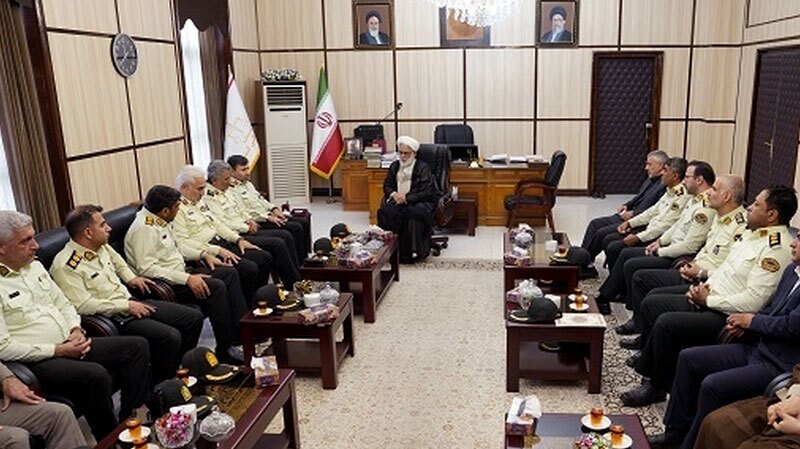 نقش نیروی انتظامی در تامین امنیت پایدار و صیانت از آن بیبدیل است نقش نیروی انتظامی در تامین امنیت پایدار و صیانت از آن بیبدیل است