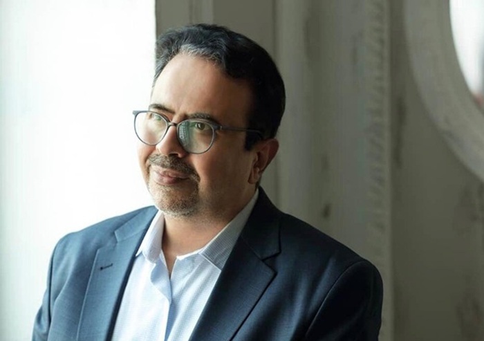 زبان فارسی، ویژگیهای ابرزبانها را دارد زبان فارسی، ویژگیهای ابرزبانها را دارد