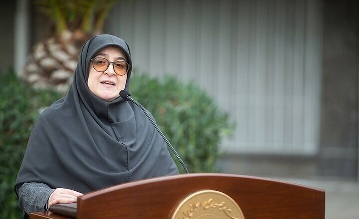 تذکر عارف به وزرا برای پاسخگویی به خبرنگاران