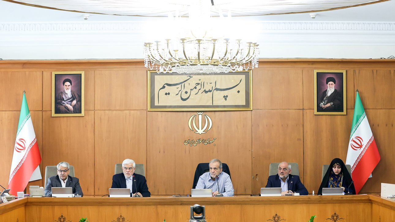 تلاش دولت ارائه بودجه بدون کسری به مجلس است تلاش دولت ارائه بودجه بدون کسری به مجلس است