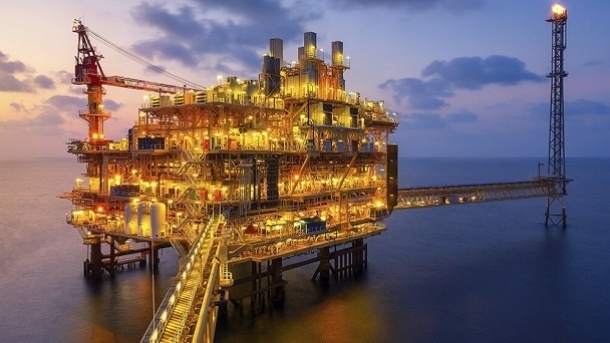 پایداری صادرات نفت در جنگ ۸ ساله و جنگ ۱۲ روزه