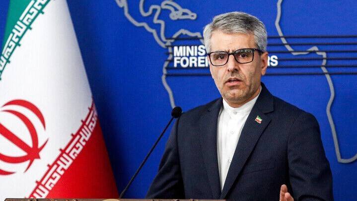 بقائی: اقدام تروئیکا در پیروی از آمریکا غیرقانونی است بقائی: اقدام تروئیکا در پیروی از آمریکا غیرقانونی است