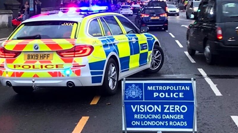 تعلیق ۹ افسر پلیس انگلیس تعلیق ۹ افسر پلیس انگلیس