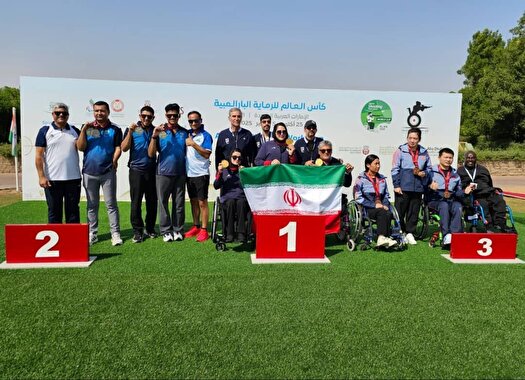 نشان طلای تیمی تپانچه خفیف ۵۰ متر به ملی پوشان ایران رسید