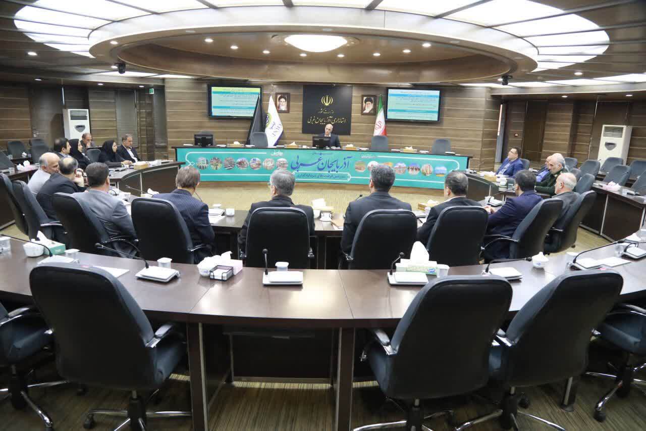 نظارت مستمر بر چرخه تولید و توزیع آرد و نان نظارت مستمر بر چرخه تولید و توزیع آرد و نان