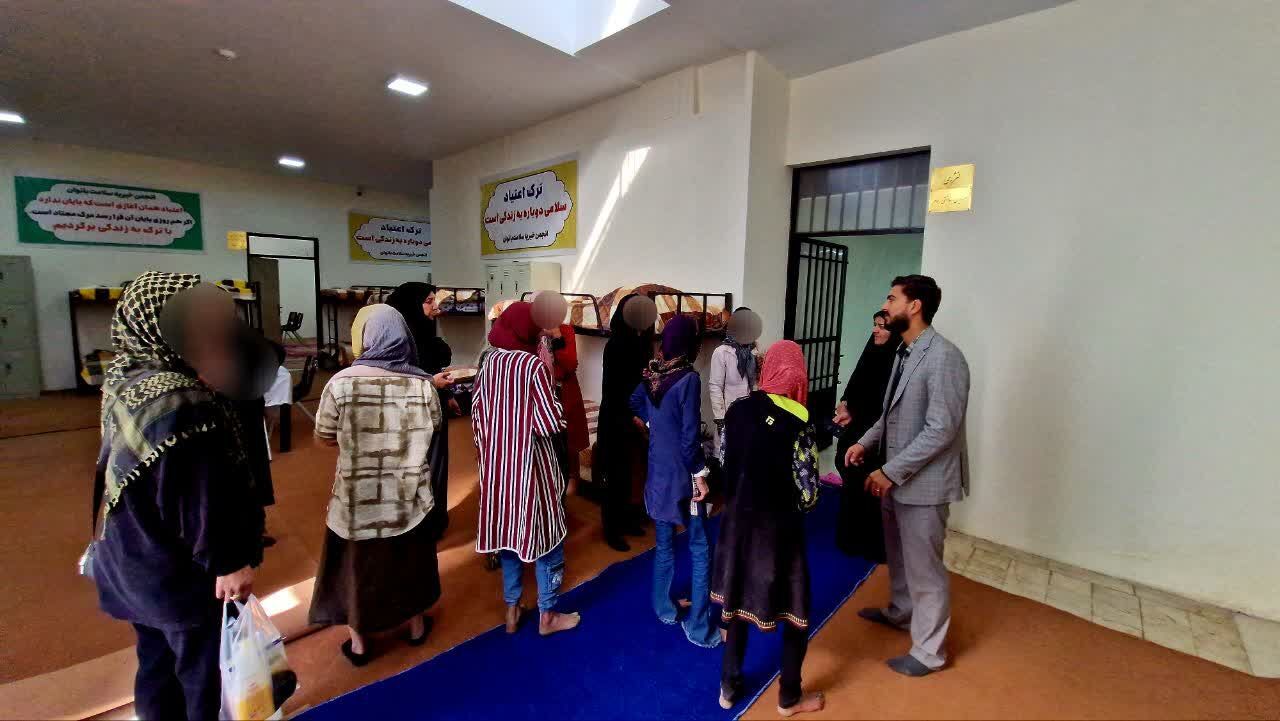 راه اندازی اردوگاه نگهداری و ترک اعتیاد بانوان راه اندازی اردوگاه نگهداری و ترک اعتیاد بانوان