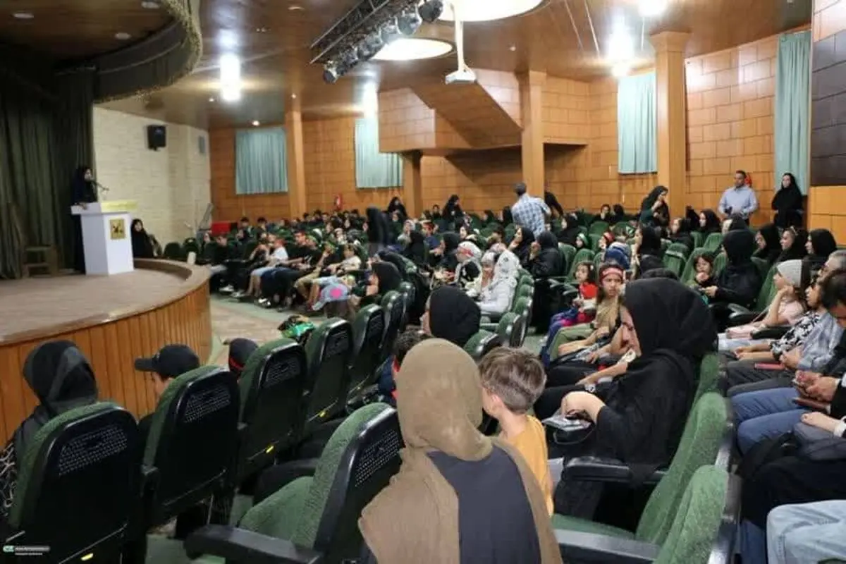 تجلیل از نوجوانان برگزیده در جنوب فارس