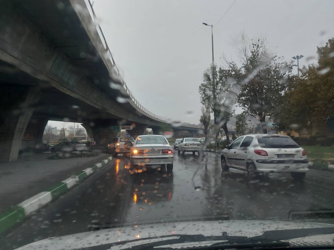 بارش نخستین باران پاییزی امسال در مشهد، ۱۲ آذرماه بارش نخستین باران پاییزی امسال در مشهد، ۱۲ آذرماه